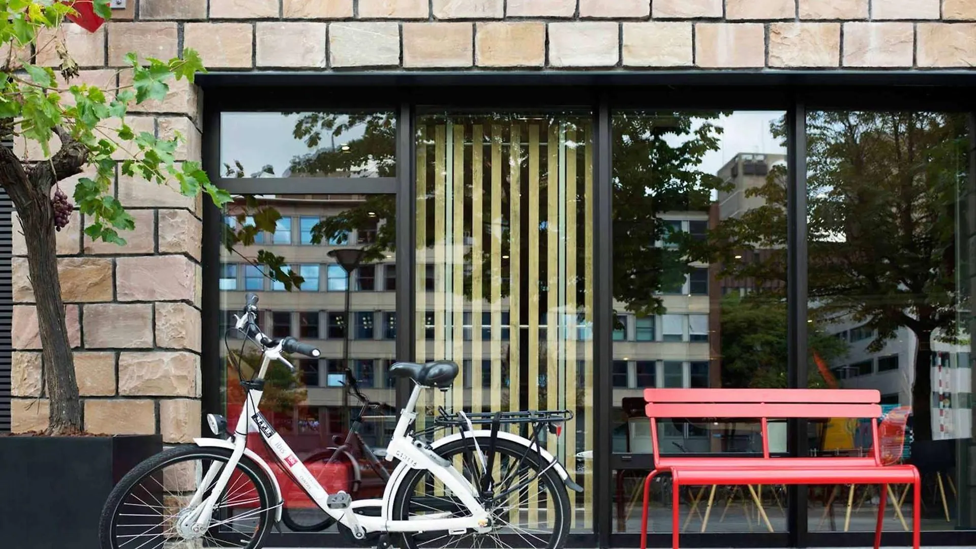 Ibis Rotterdam City Centre 3*,  Holland