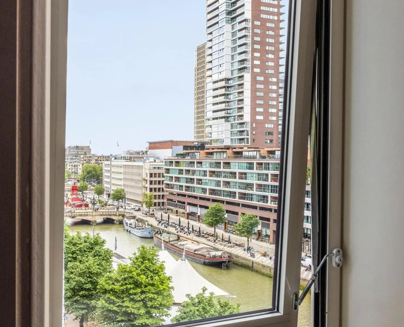 Отель Ibis Rotterdam City Centre