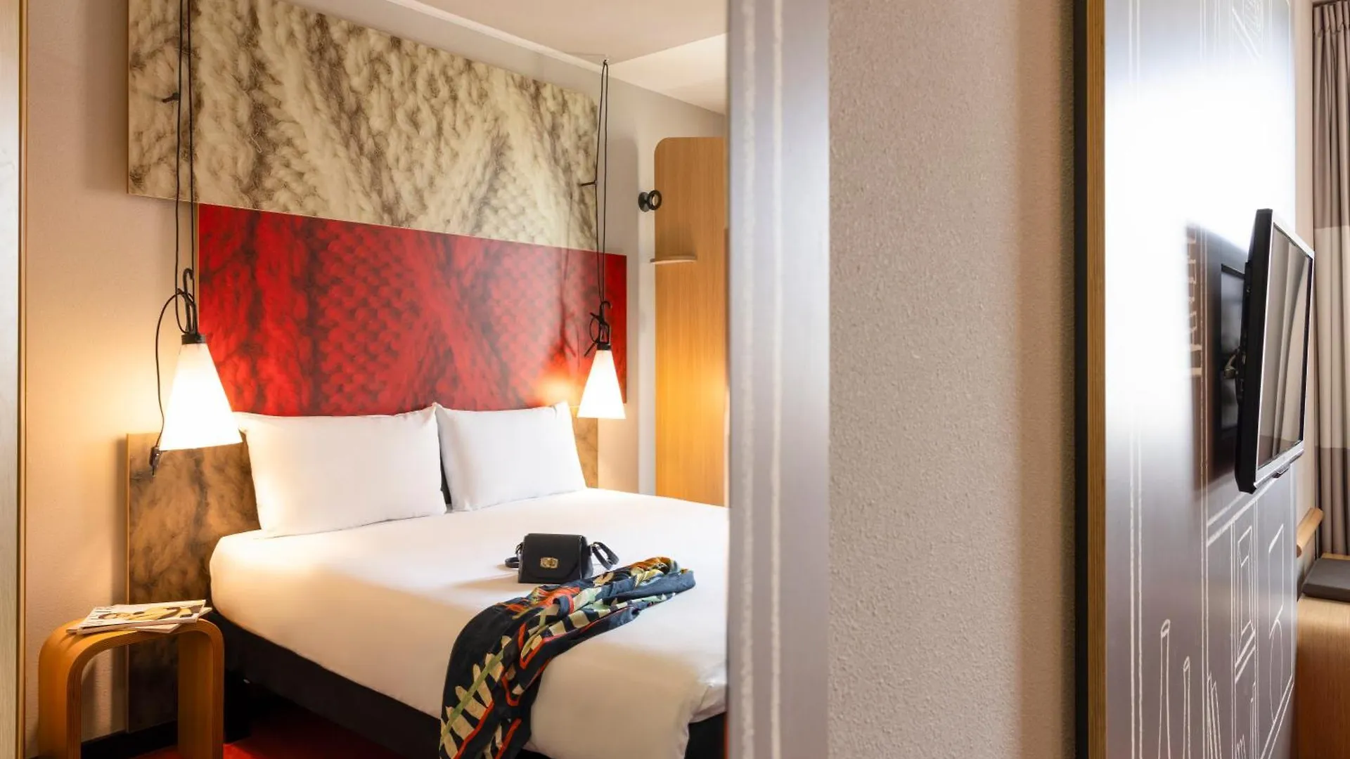 Отель Ibis Rotterdam City Centre